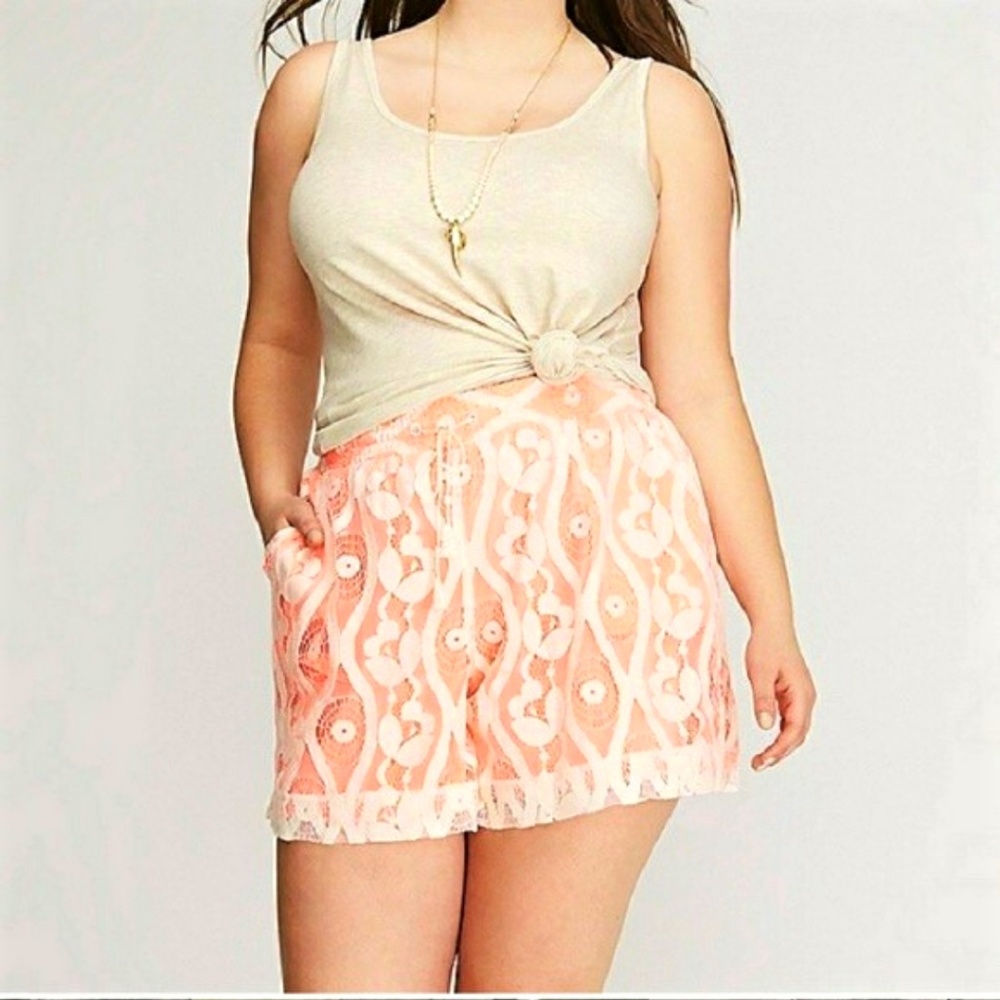 Lane Bryant lace overlay shorts  Cream Coral 22/24